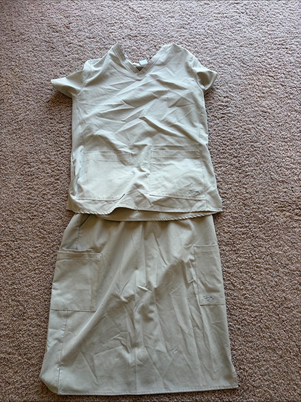 C.Saucy Women’s Beige Two-Piece Skirt scrub Set - Classic Scrub Style